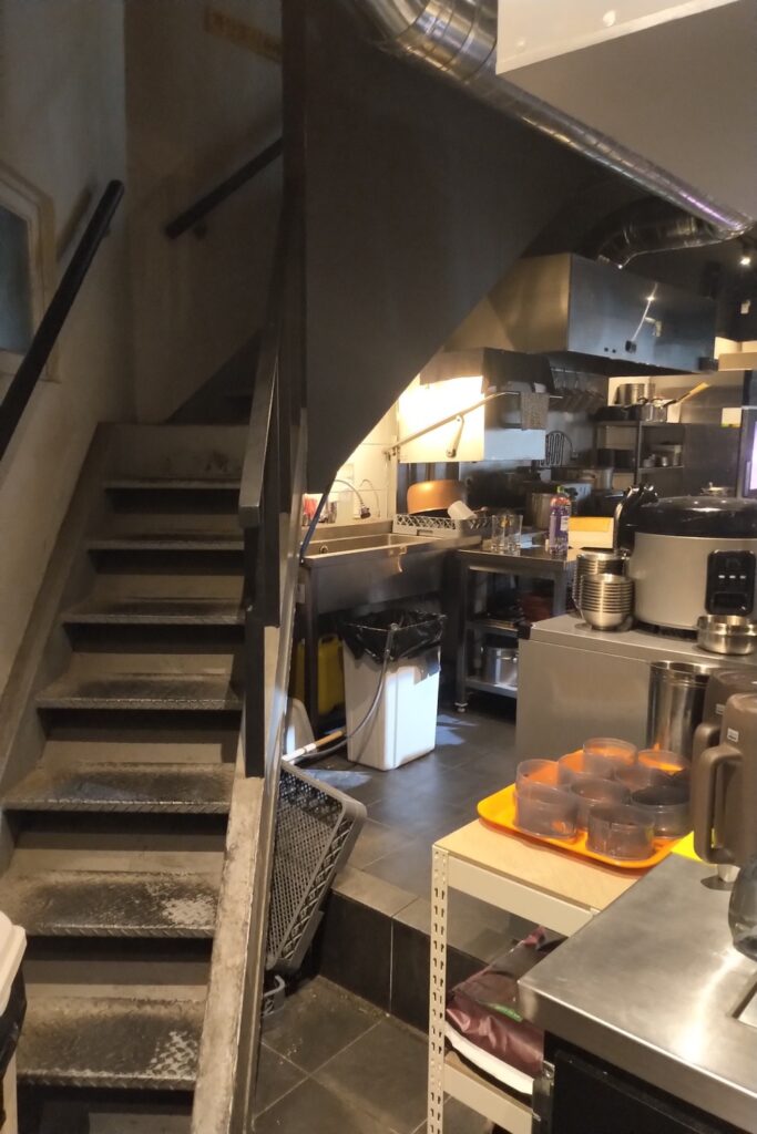 북성로 상가임대 목좋은 1,2층 통매물 8 2 7