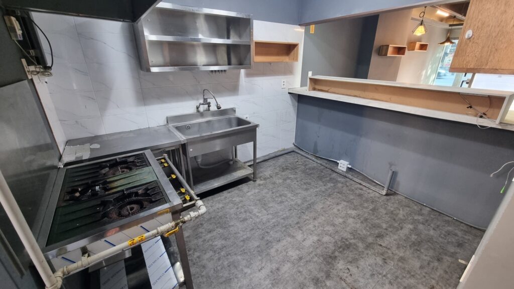 대명동 상가임대 안지랑역 도보 1분 매물 7 3 5