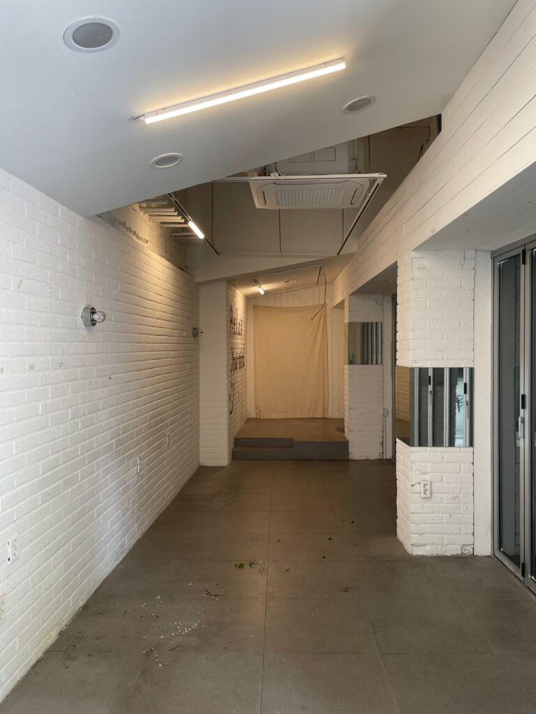 교동 상가임대 확 트인 1층 17평 9 3 5