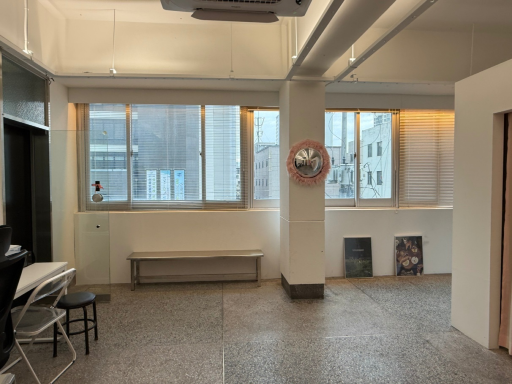 교동 사무실 상가임대, 동문동 핫플 29평 공간 10 image 6