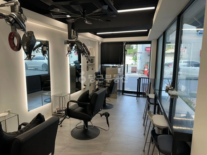 대구 봉산동 상가임대, 상가 인테리어 돋보이는 1층 미용실 매물 9 image 14