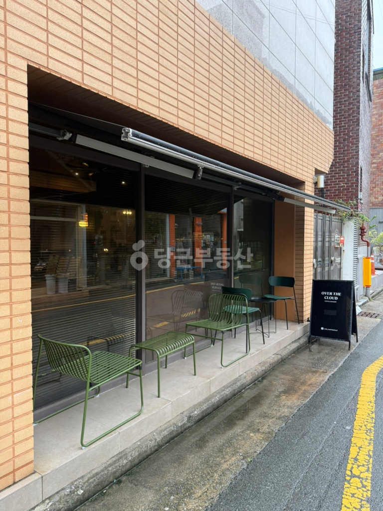 대봉동 상가임대 1층 26평 유럽풍 인테리어 완비된 카페 자리 7 대봉동 상가임대